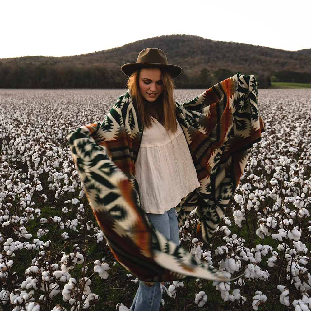 Quichua Blanket - Evergreen Autumn - Image 3
